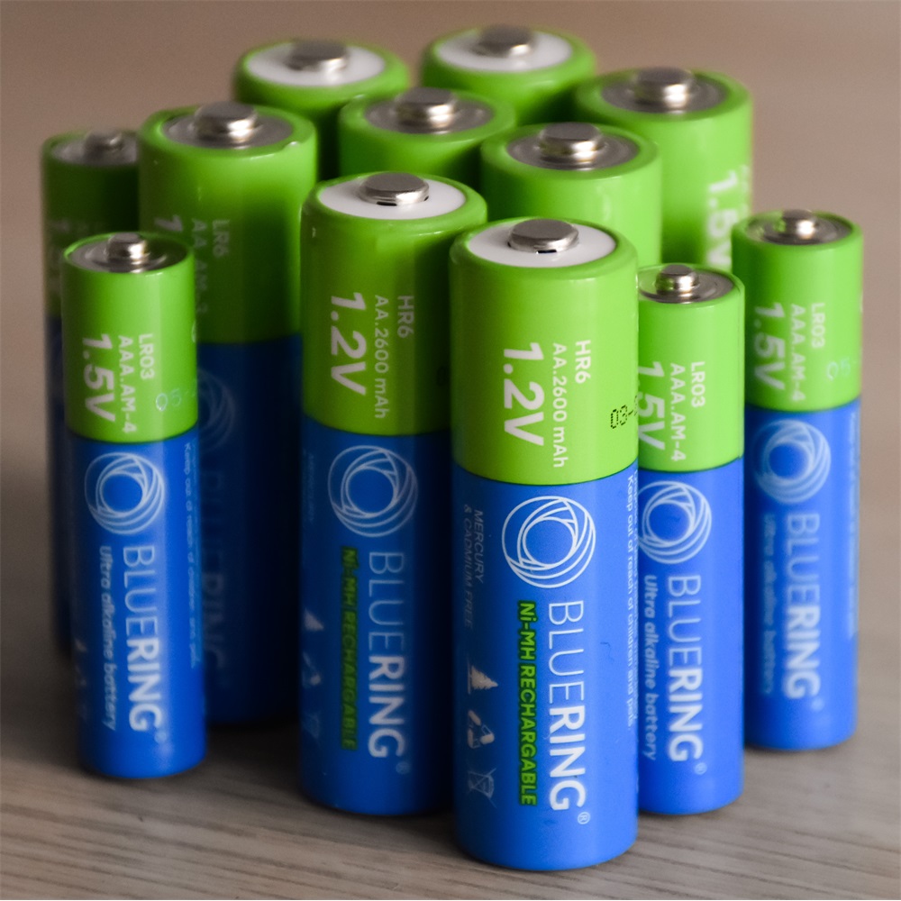 Elem AA ceruza LR6 tartós alkáli zsugorfóliás Bluering® 4db/csomag